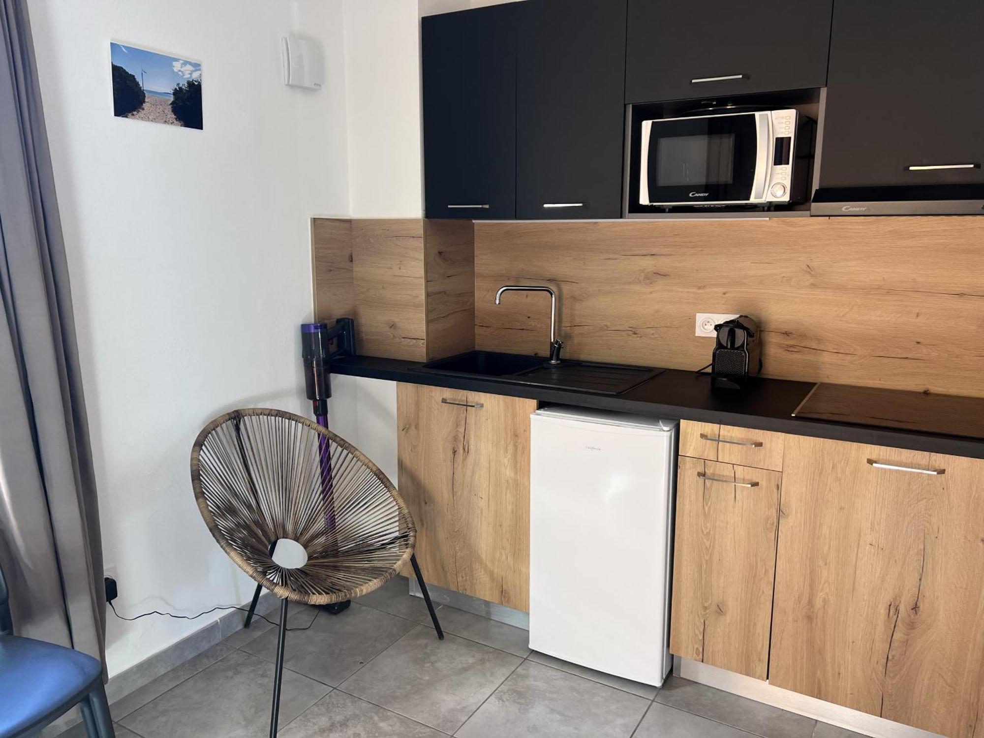 Residence Hoteliere Les Hameaux De Saint Cyprien 25 M2 Lecci Eksteriør bilde