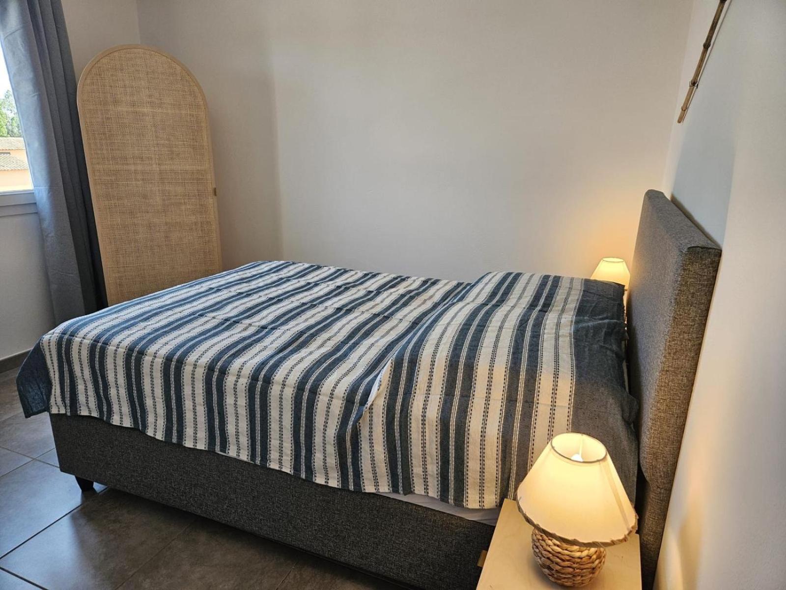 Residence Hoteliere Les Hameaux De Saint Cyprien 25 M2 Lecci Eksteriør bilde
