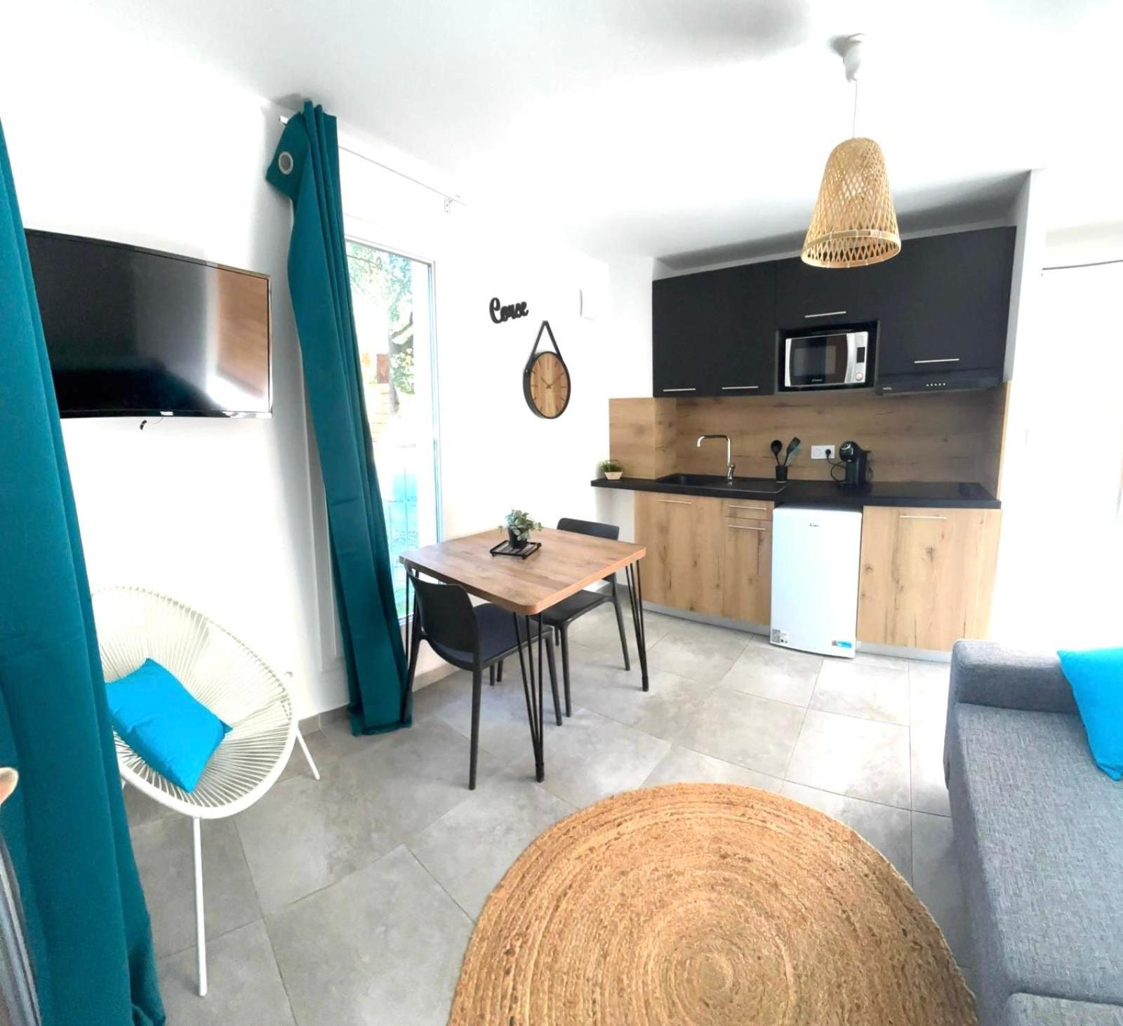Residence Hoteliere Les Hameaux De Saint Cyprien 25 M2 Lecci Eksteriør bilde