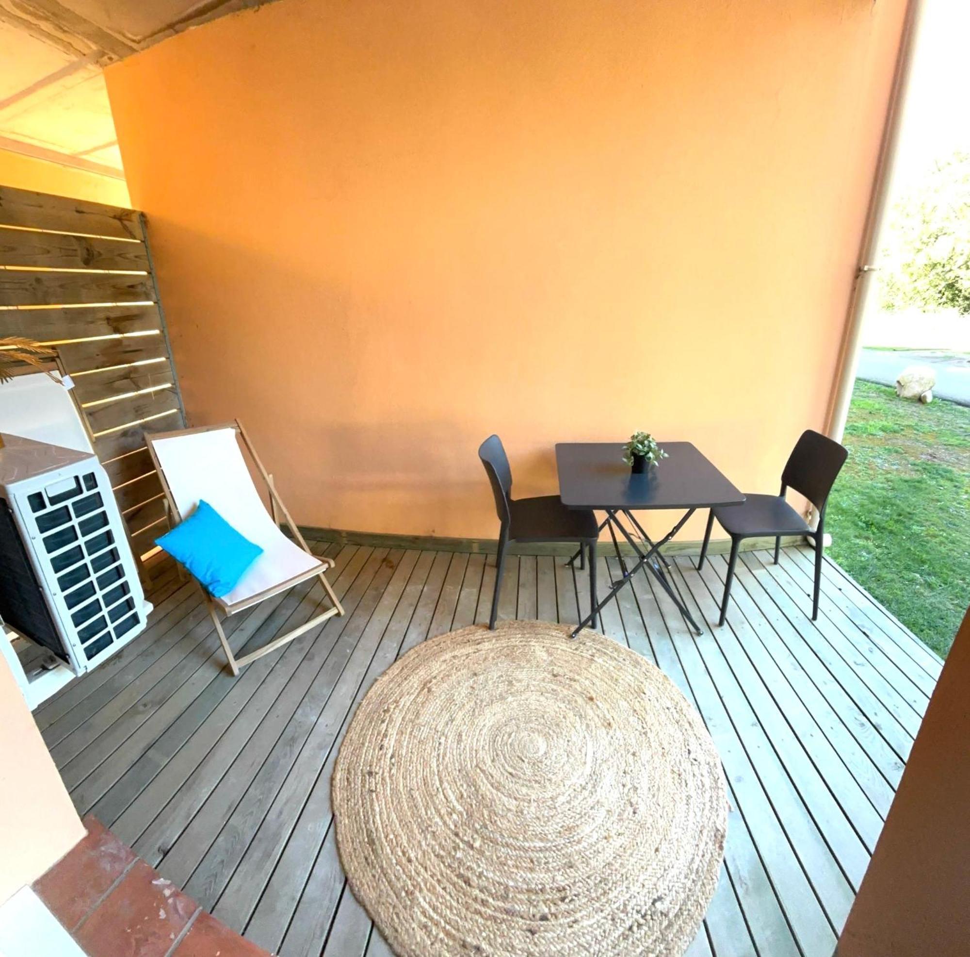 Residence Hoteliere Les Hameaux De Saint Cyprien 25 M2 Lecci Eksteriør bilde